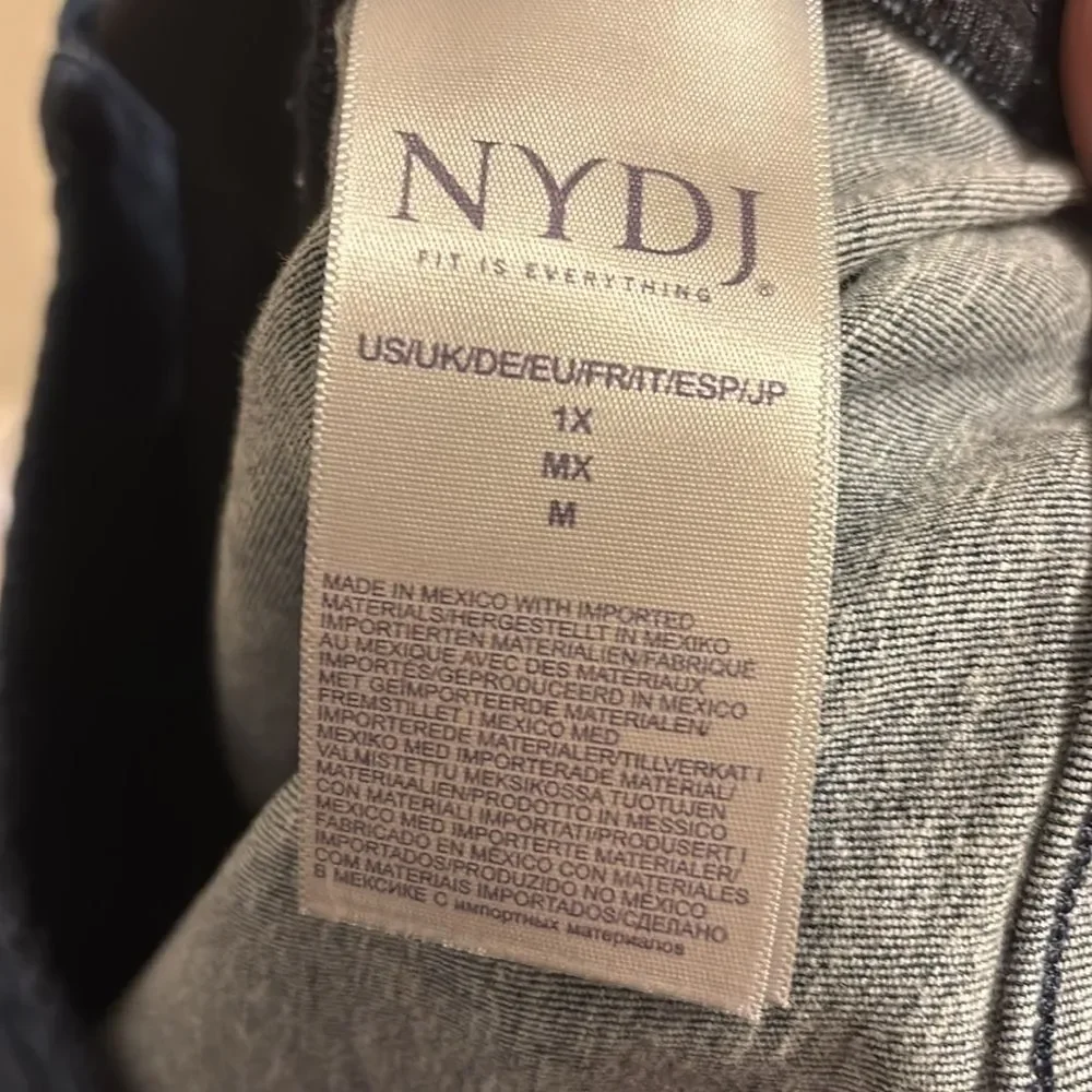 NYDJ pull on  Jeans with Straight Leg size 1x - Picture 6 of 7